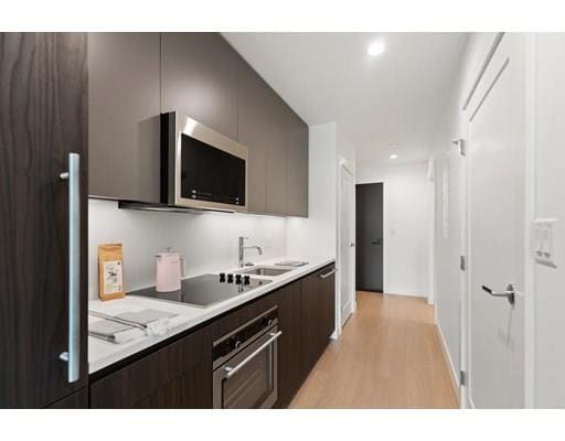 Building Photo - 771 Beacon St