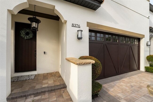Building Photo - 8376 Via Vittoria Way