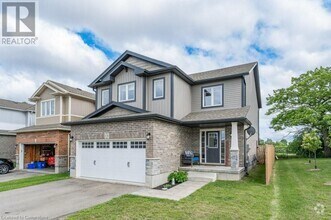 Building Photo - 131 Hardcastle Dr
