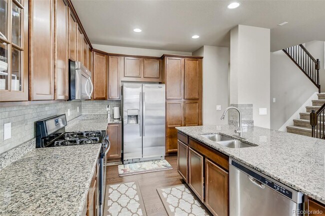 Building Photo - 7120 S Robertsdale Way