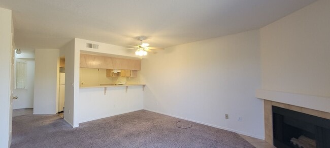 Building Photo - 1034 Burton Dr