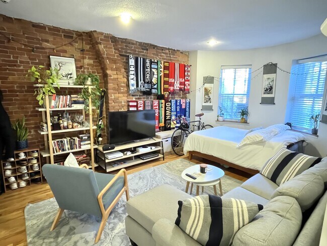 Foto del edificio - 529 Columbus Ave