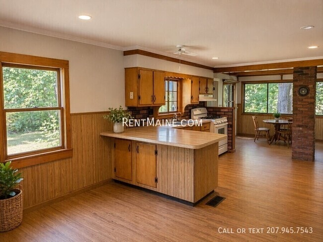 Building Photo - 5 Wickett Ln