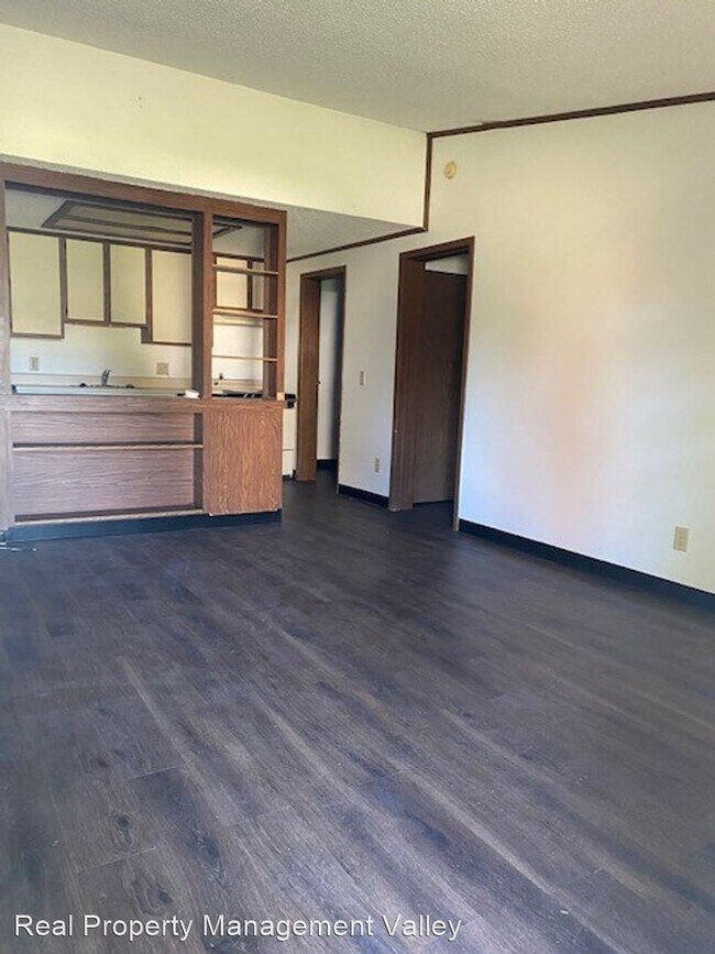 Building Photo - 1 br, 1 bath House - 1003 Red Deer Drive