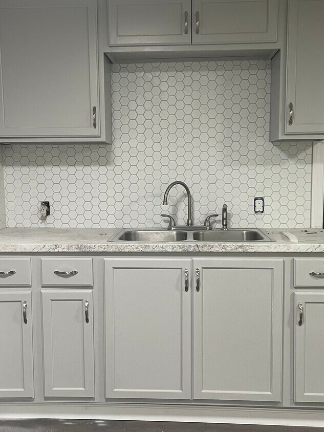 Foto principal - 125 Westford Ave