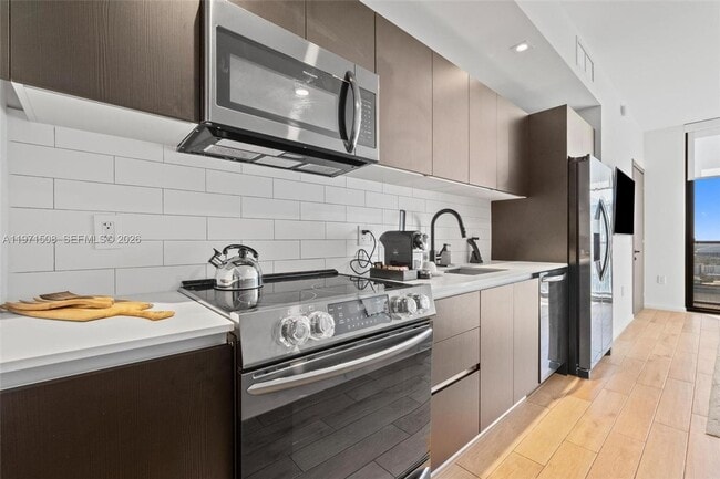 Photo - 398 NE 5th St House