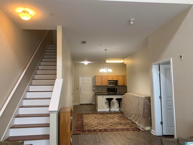 Building Photo - 2020 5th Ave S