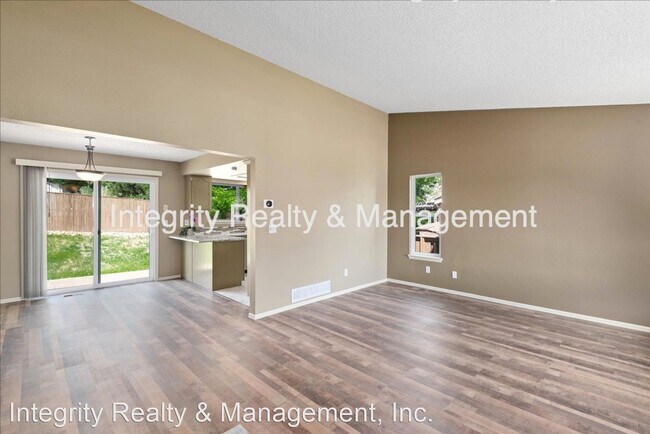 Building Photo - 4 br, 2 bath House - 532 Southpark Rd