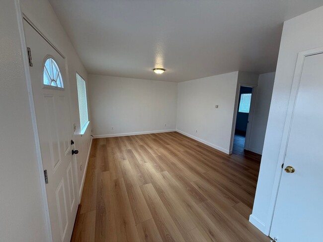 Foto del edificio - 11521 Poole St