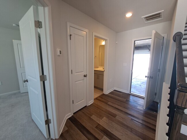Building Photo - 2728 Chert Ln