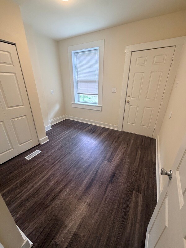 Foto del edificio - 615 N 32nd St