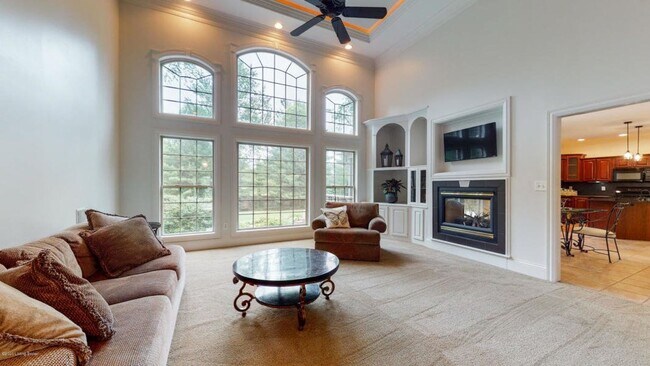 Foto del edificio - 7703 Wolfpen Ridge Dr