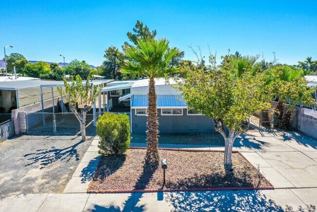 Foto del edificio - 3650 Huerta Dr