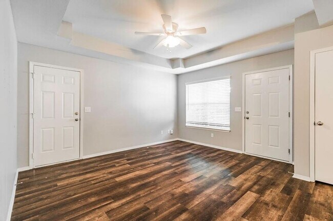 Foto del edificio - 2897 Wildwood Dr
