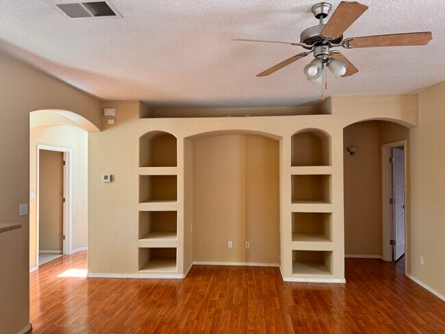 Building Photo - 4923 Costa Uasca Dr NW