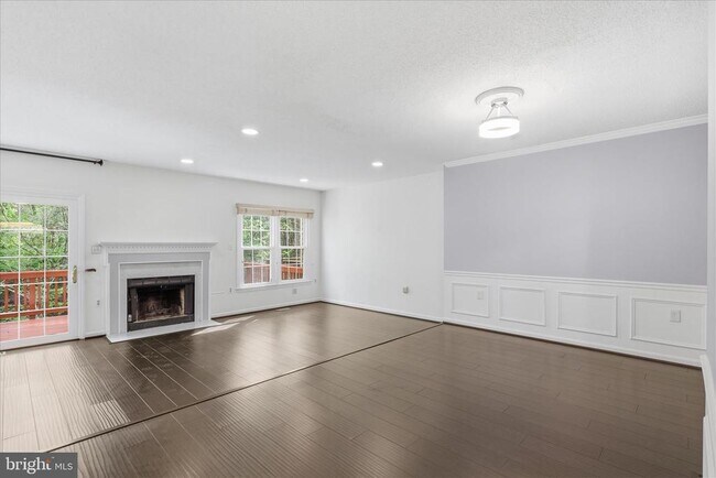 Foto del edificio - 7211 Squirrel Run Ct