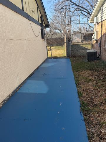 Foto del edificio - 13729 Birchlawn Dr