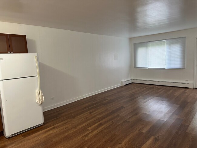 Sala de estar - 420 S Maple Ave