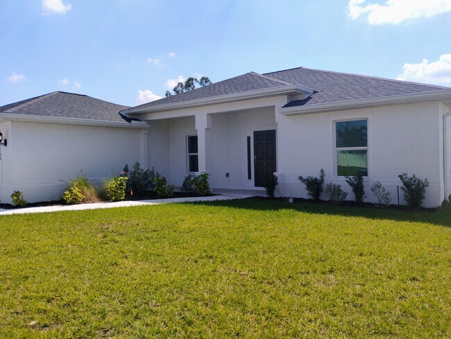 Foto del edificio - 2700 NW 26th Terrace