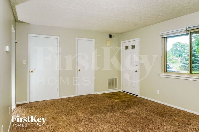 Foto del edificio - 6834 Turnberry Way