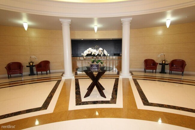 Foto del edificio - 2 br, 2 bath House - 610 Clematis St Apt 519