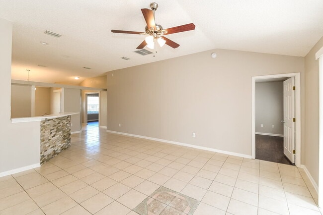 Foto del edificio - 3748 Maddie Ln