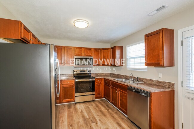 Building Photo - 1 MONTH FREE!!