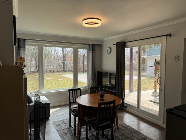 Photo du bâtiment - 25 Nightingale Pl