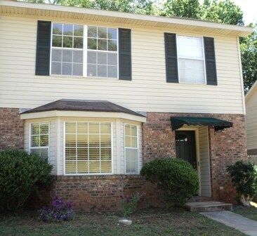 Primary Photo - 1092 Chinook St