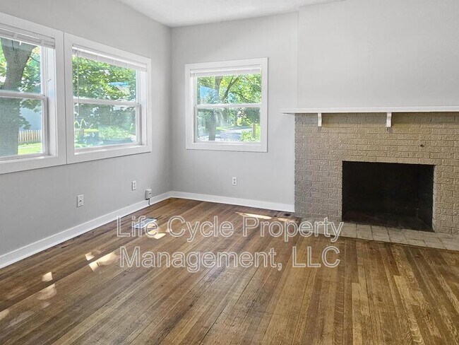 Foto del edificio - 1354 Sigsbee Street Southeast - 1