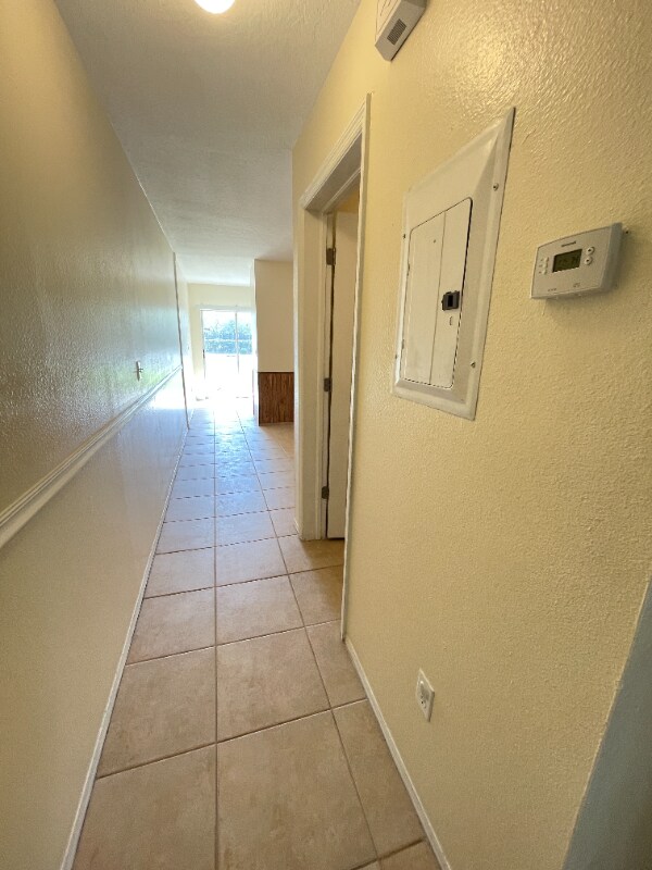 Building Photo - 1730 Fluorshire Dr