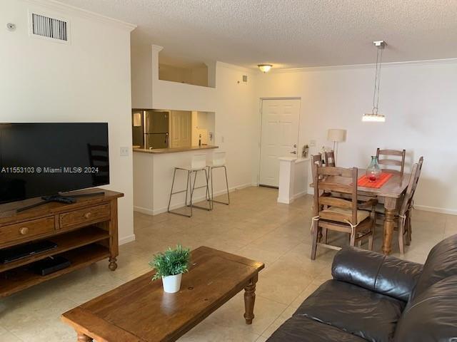 Foto del edificio - 17150 N Bay Rd