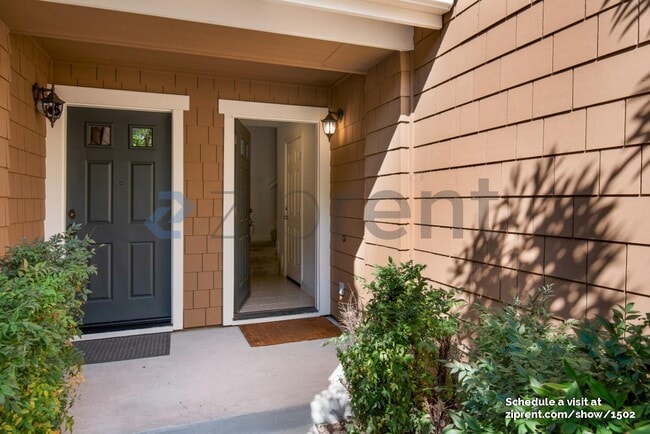 Foto del edificio - 400 Live Oak Way