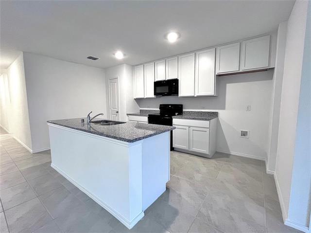 Foto del edificio - 411 Ashbrook Wy