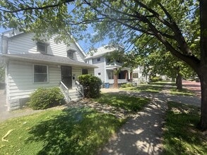 Building Photo - 2818 E 119th St