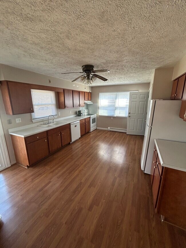 Building Photo - 517 Michael Dr