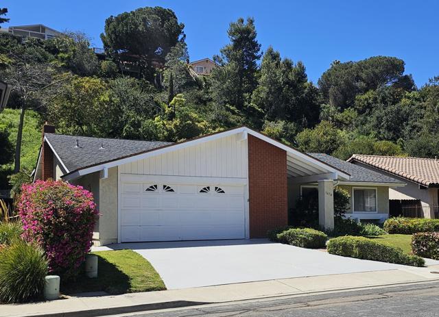 Primary Photo - 5474 Coral Reef Ave