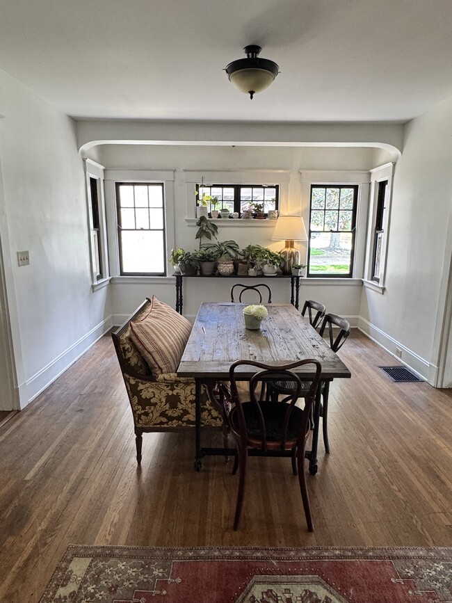 Dining Room - 45 Hartweg Ave