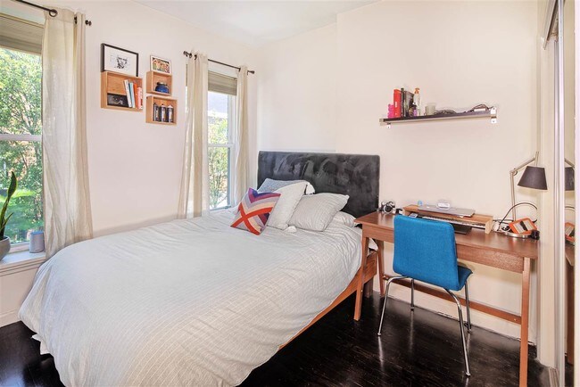 Foto del edificio - 565 1st St