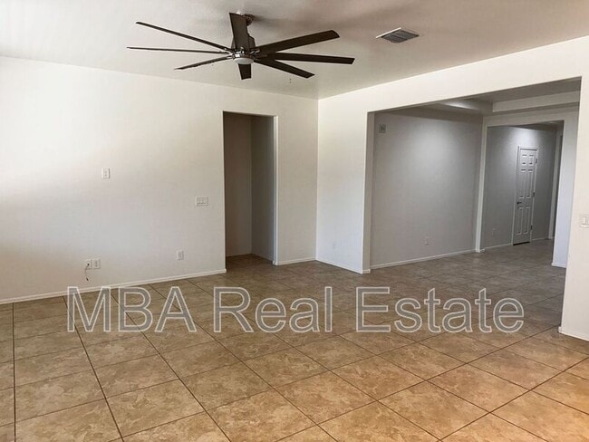 Foto del edificio - 2075 Angelo Way