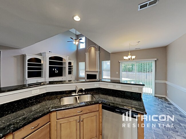 Building Photo - 1405 Sedona Lane Mc Leansville NC