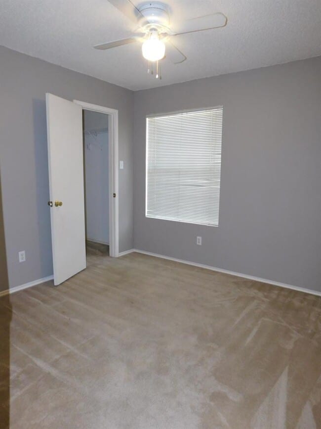 Building Photo - 1509 Black Locust Drive West