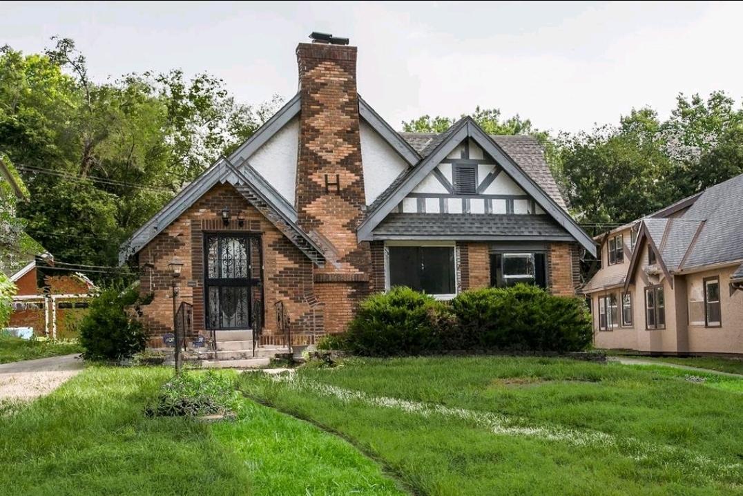 Foto principal - 1222 E 76th St