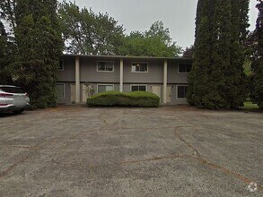 Building Photo - 1777 SE Lilly Pl