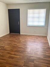 Building Photo - 3362 SW Brendan Ave Building Photo - 3362 SW Brendan Ave