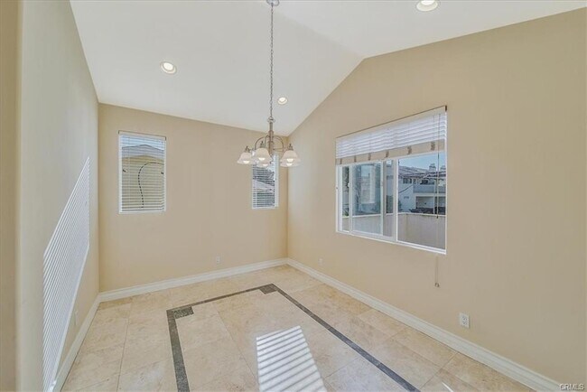 Foto del edificio - 2109 Vanderbilt Ln