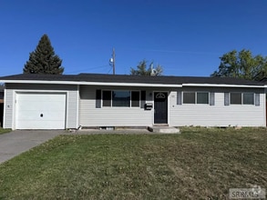 Building Photo - 410 Lincoln Dr