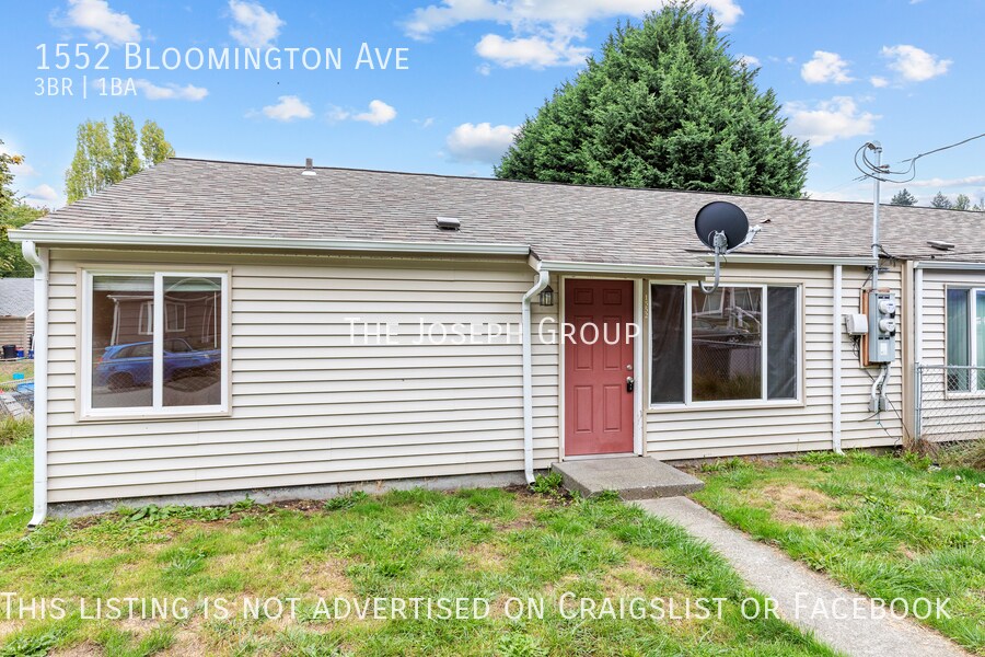 Primary Photo - Centrally located 3bed/1bath duplex in Bre...