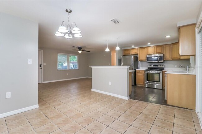 Foto del edificio - 8626 Horizon Ln