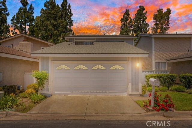 Building Photo - 909 S Lake Summit Dr